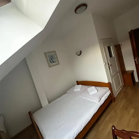 Jerzmanowa Värdshus Jakubow (Polkowice)